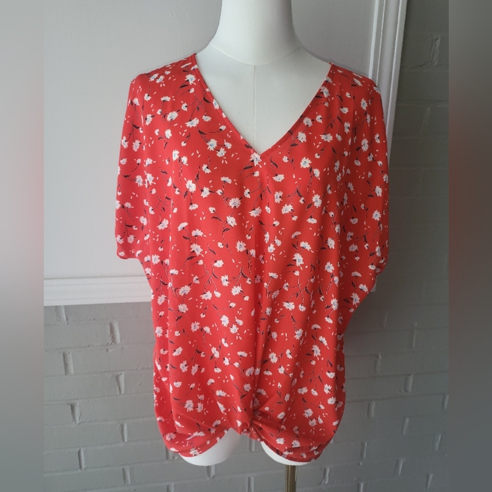 West Kei Red Floral V-Neck Blouse